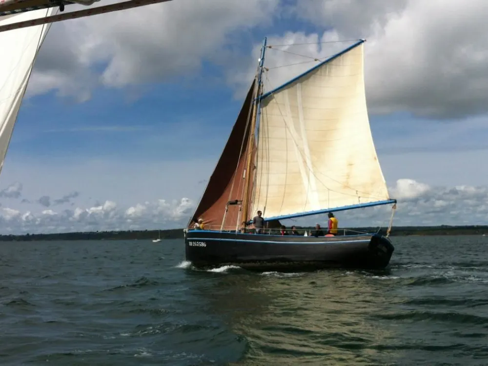 Balade à bord d'un voilier traditionnel à la demi-journée